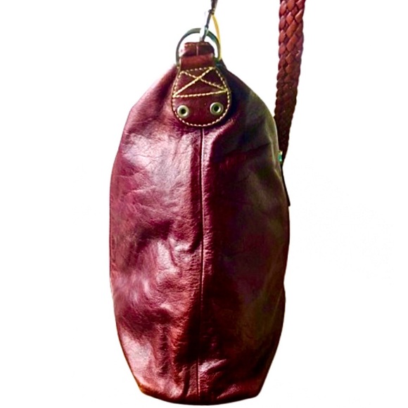 GUCCI SUPREME Burgundy Leather Carry-On Braided Crossbody Strap GUCCI DUST BAG - Picture 7 of 16